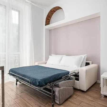 Classbnb - With Balcony Near The Center * Milano